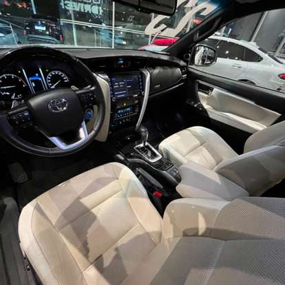 TOYOTA-HILUX SW4-2022