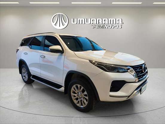 TOYOTA-HILUX SW4-2022