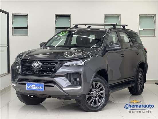 TOYOTA-HILUX SW4-2.8 D-4D TURBO DIESEL SRX 7L 4X4 AUTOMÁTICO TOYOTA-HILUX SW4-2022