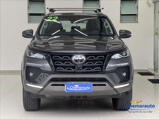 TOYOTA-HILUX SW4-2022