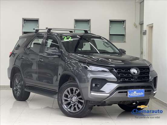 TOYOTA-HILUX SW4-2022