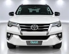 TOYOTA HILUX SW4 2.8 SRX 4X4 16V TURBO INTERCOOLER DIESEL 4P AUTOMÁTICO TOYOTA HILUX SW4 2.8 SRX 4X4 16V TURBO INTERCOOLER DIESEL 4P AUTOMÁTICO