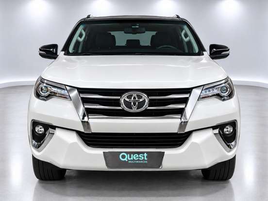 TOYOTA-HILUX SW4-2.8 SRX 4X4 16V TURBO INTERCOOLER DIESEL 4P AUTOMÁTICO TOYOTA-HILUX SW4-2019