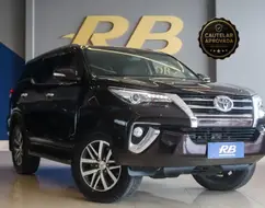 TOYOTA HILUX SW4 2.8 SRX 4X4 16V TURBO INTERCOOLER DIESEL 4P AUTOMÁTICO TOYOTA HILUX SW4 2.8 SRX 4X4 16V TURBO INTERCOOLER DIESEL 4P AUTOMÁTICO
