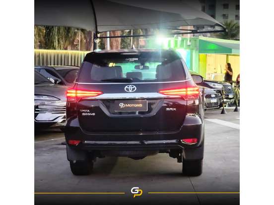 TOYOTA-HILUX SW4-2018