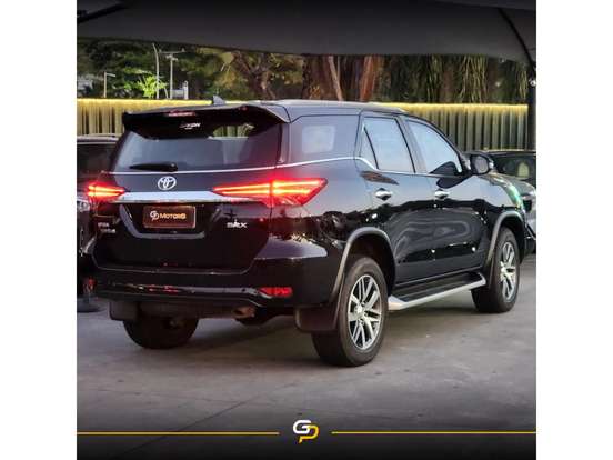 TOYOTA-HILUX SW4-2018