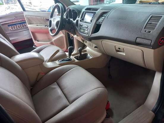 TOYOTA-HILUX SW4-2007