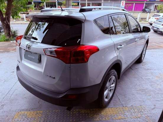 TOYOTA-RAV4-2014