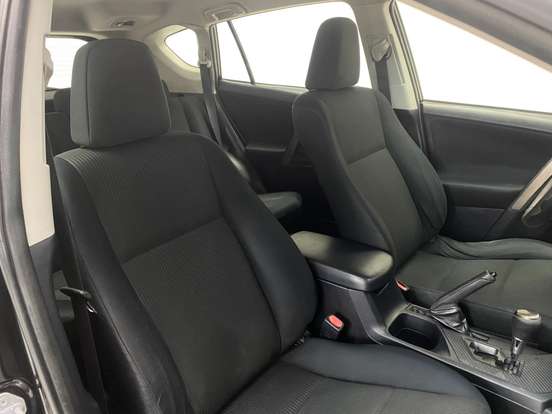TOYOTA-RAV4-2013