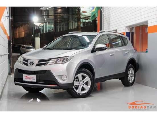 TOYOTA-RAV4-2014