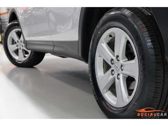 TOYOTA-RAV4-2.0 4X4 16V GASOLINA 4P AUTOMÁTICO TOYOTA-RAV4-2014