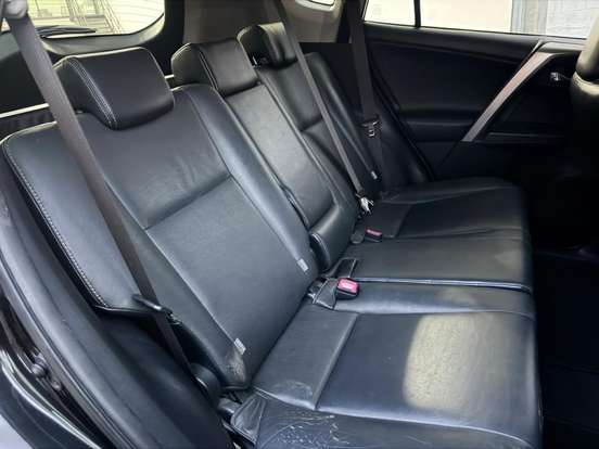 TOYOTA-RAV4-2014