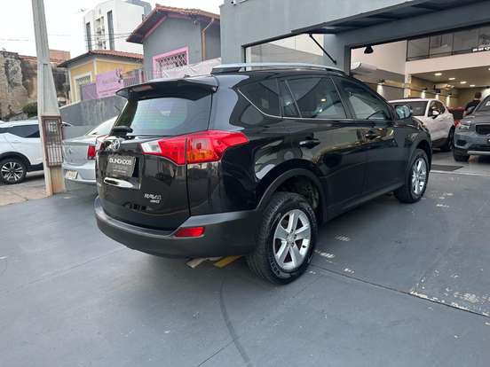 TOYOTA-RAV4-2.0 4X4 16V GASOLINA 4P AUTOMÁTICO TOYOTA-RAV4-2013