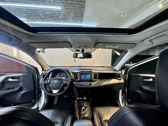 TOYOTA-RAV4-2014