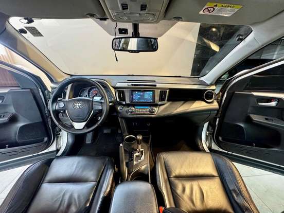 TOYOTA-RAV4-2014