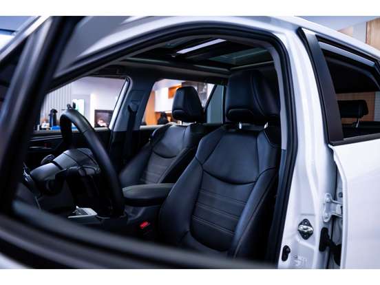 TOYOTA-RAV4-2023