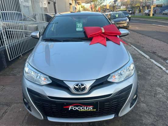 TOYOTA-YARIS-2018