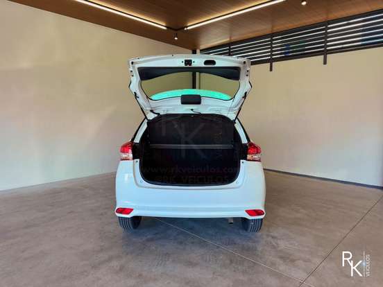 TOYOTA-YARIS-1.3 16V FLEX XL MULTIDRIVE TOYOTA-YARIS-2019
