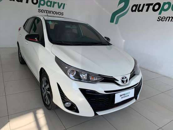 TOYOTA-YARIS-2020