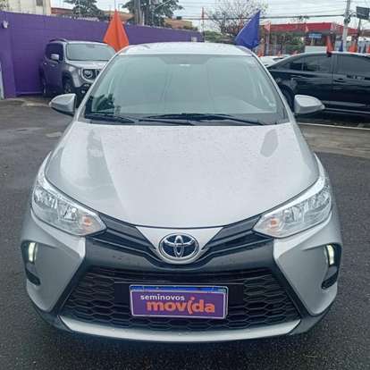TOYOTA-YARIS-2024