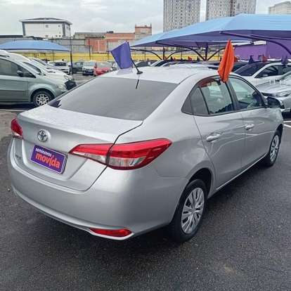 TOYOTA-YARIS-2024