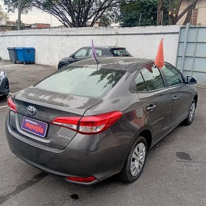 TOYOTA-YARIS-2024