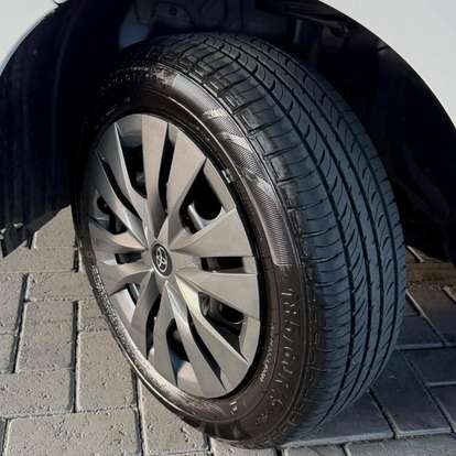 TOYOTA-YARIS-2023
