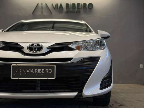 TOYOTA-YARIS-1.5 16V FLEX SEDAN XL PLUS CONNECT MULTIDRIVE TOYOTA-YARIS-2020