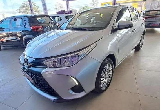 TOYOTA-YARIS-2024