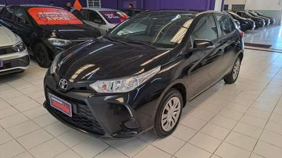 TOYOTA-YARIS-2024