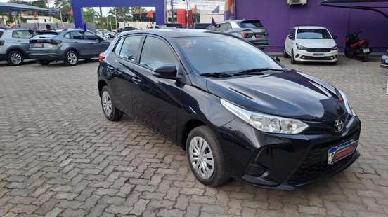 TOYOTA-YARIS-2024