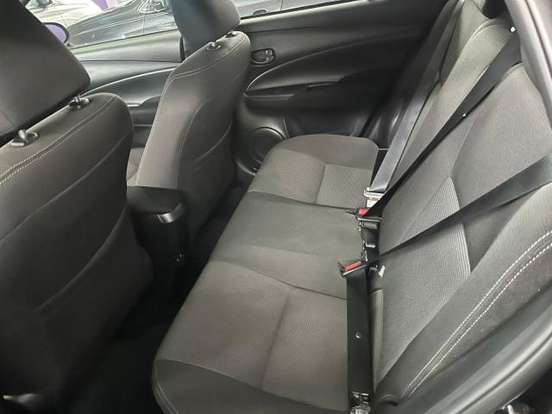 TOYOTA-YARIS-2024