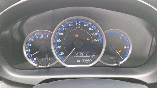 TOYOTA-YARIS-2023