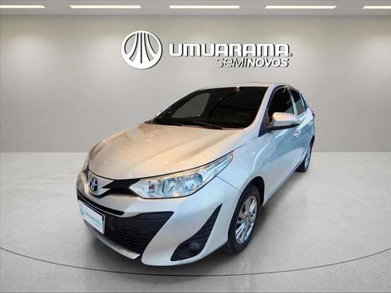 TOYOTA-YARIS-2019