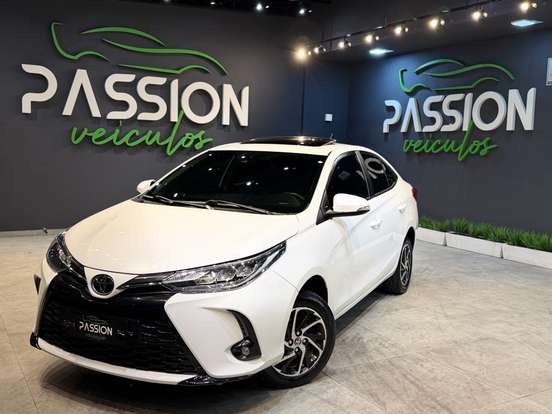 TOYOTA-YARIS-2023