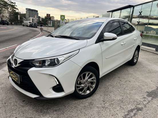 TOYOTA-YARIS-1.5 16V FLEX XS MULTIDRIVE TOYOTA-YARIS-2023