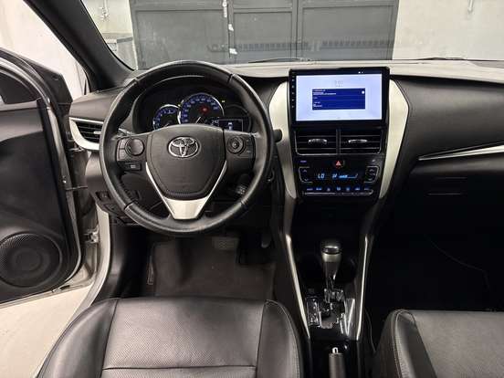 TOYOTA-YARIS-1.5 16V FLEX XS MULTIDRIVE TOYOTA-YARIS-2018