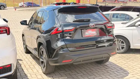 TOYOTA-YARIS CROSS-2026
