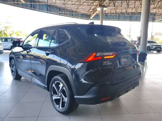 TOYOTA-YARIS CROSS-2026