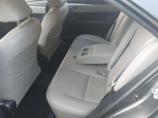 TOYOTA-COROLLA-1.8 GLI UPPER 16V FLEX 4P AUTOMÁTICO TOYOTA-COROLLA-2017