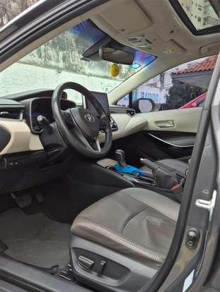 TOYOTA-COROLLA-2023