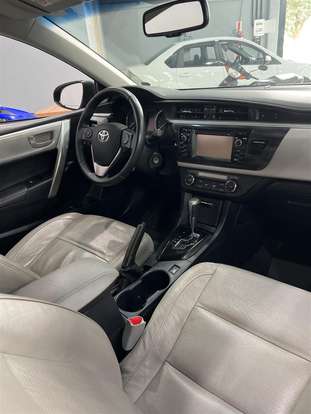 TOYOTA-COROLLA-2015