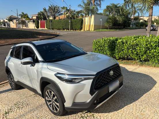 TOYOTA-COROLLA CROSS-2024
