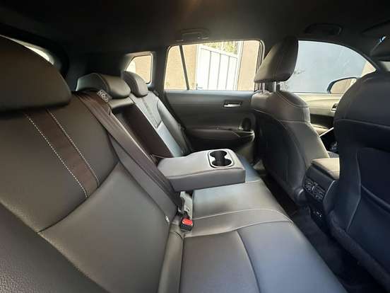 TOYOTA-COROLLA CROSS-2025