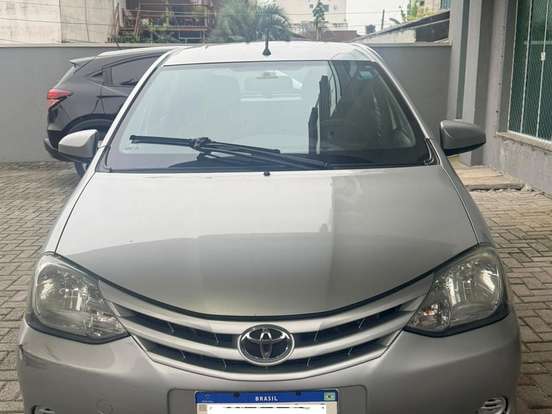 TOYOTA-ETIOS-1.3 X 16V FLEX 4P MANUAL TOYOTA-ETIOS-2015