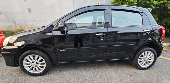 TOYOTA ETIOS 1.5 XLS 16V FLEX 4P MANUAL