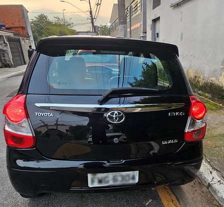 TOYOTA-ETIOS-1.5 XLS 16V FLEX 4P MANUAL TOYOTA-ETIOS-2015