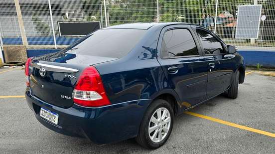 TOYOTA-ETIOS-1.5 XLS SEDAN 16V FLEX 4P AUTOMÁTICO TOYOTA-ETIOS-2016
