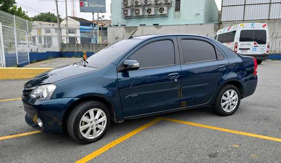 TOYOTA-ETIOS-1.5 XLS SEDAN 16V FLEX 4P AUTOMÁTICO TOYOTA-ETIOS-2016