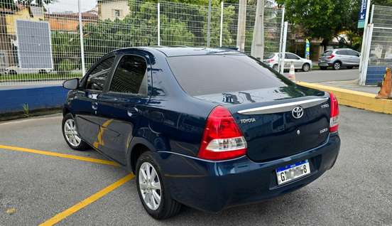 TOYOTA-ETIOS-1.5 XLS SEDAN 16V FLEX 4P AUTOMÁTICO TOYOTA-ETIOS-2016